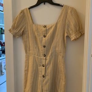 Francesca’s Mustard romper - Size medium